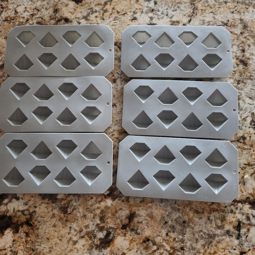 6pc  Diamonds Ice Cube Silicone Tray Mold: Ice Cubes, Chocolates, & Soaps